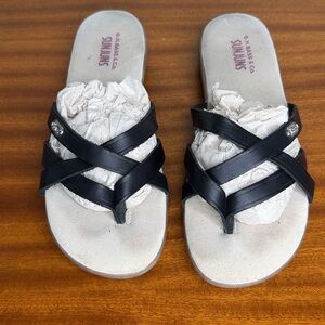 G.H. Bass & Co. Black Leather Crisscross Slide Sandals